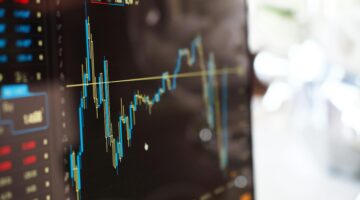 كيف يمكن الاستثمار في عام 2025؟ الاتجاهات العالمية للمتداولين والمستثمرين